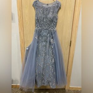 Women Evening Gown/ Mother of the Bride #sequined #formal #lace